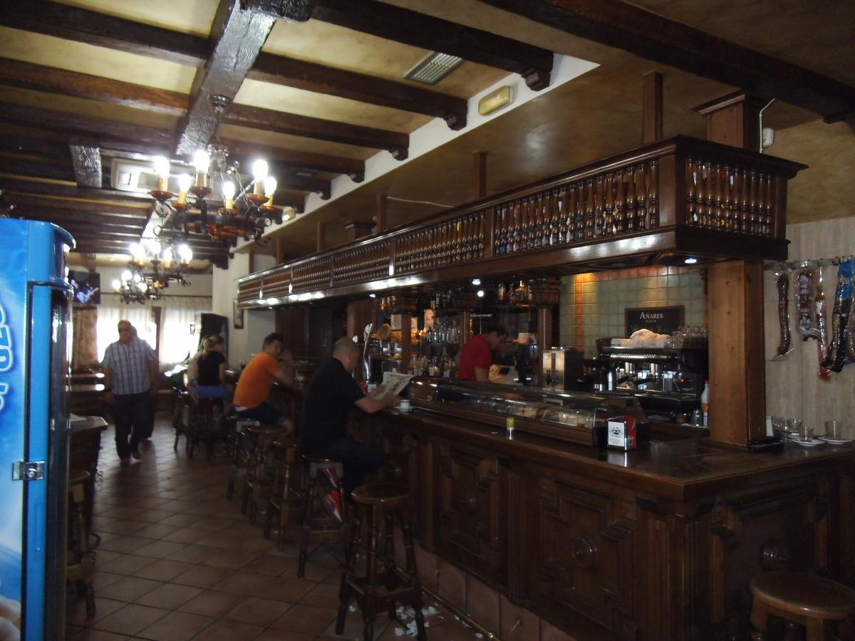 Hostal Los Galgos Yepes Ngoại thất bức ảnh