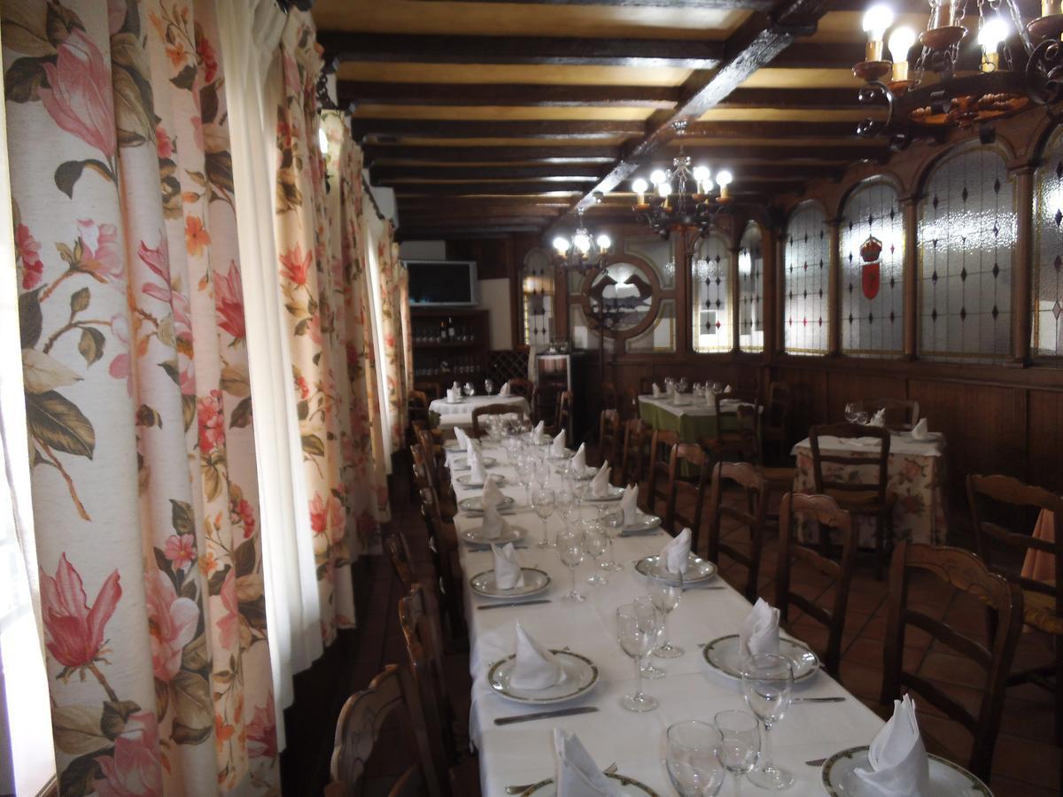 Hostal Los Galgos Yepes Ngoại thất bức ảnh